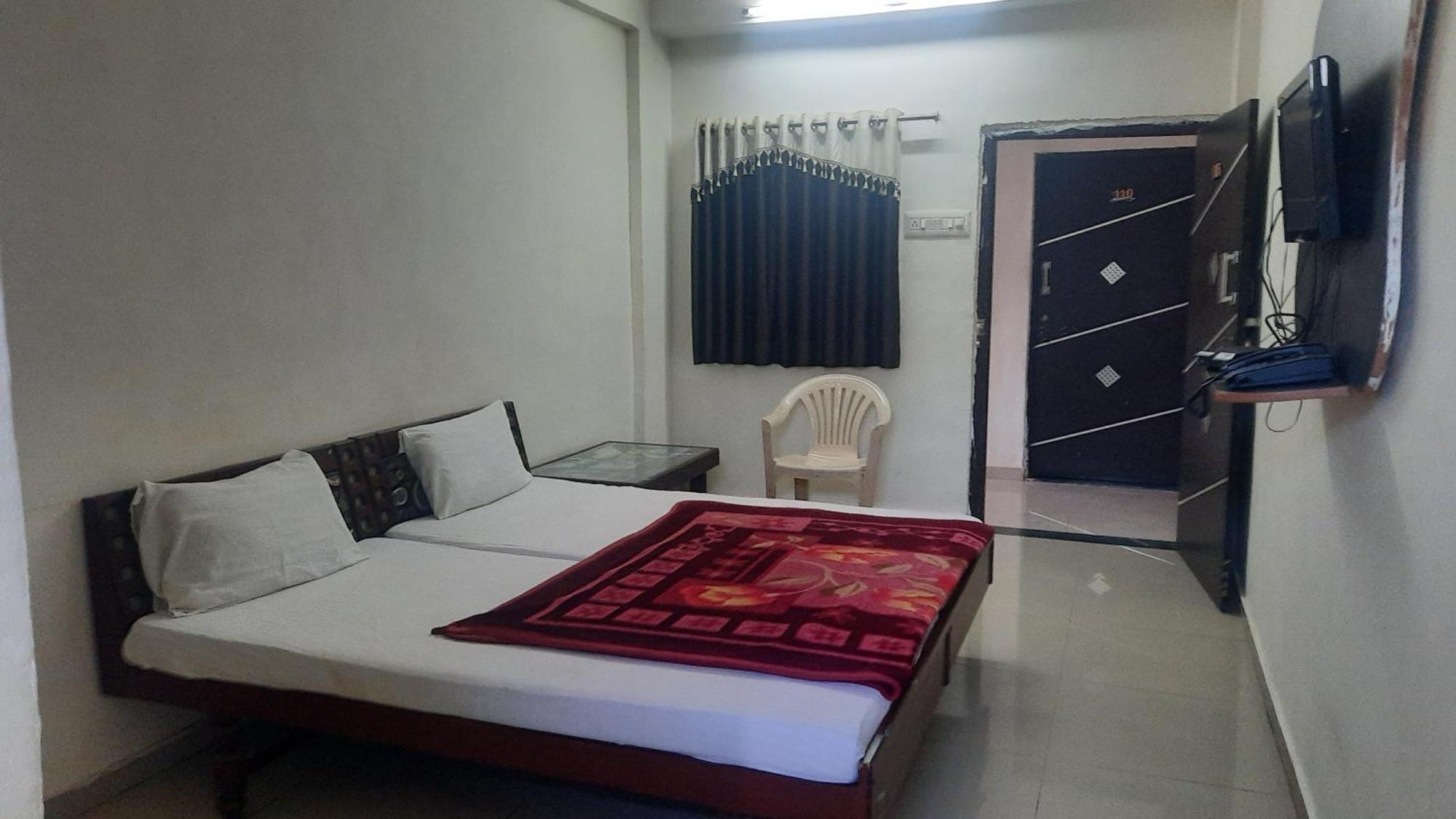 Hotel Rajtilak Guest House Vadali 외부 사진